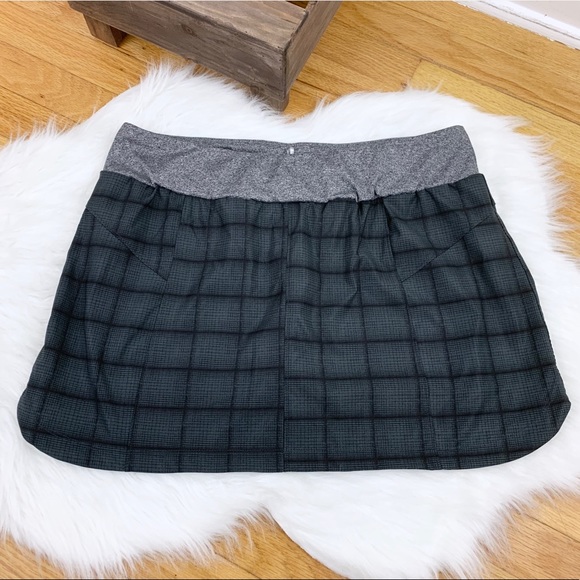 Mondetta Pants - Mondetta Black & Gray Plaid Athletic Skort, Large
